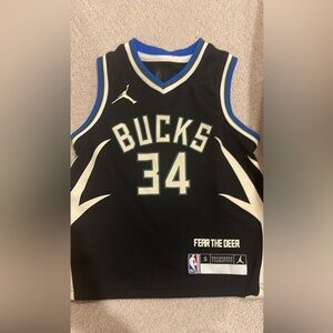 Giannis milwaukee bucks jersey